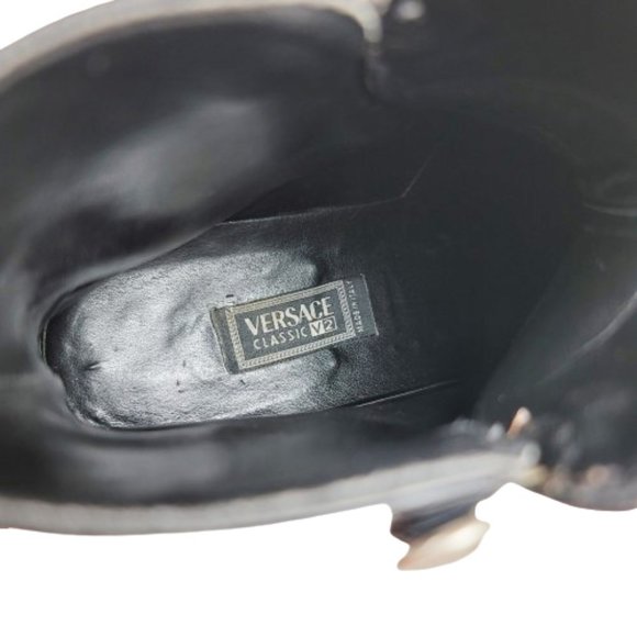 VERSACE CLASSIC V2 MEN'S LEATHER ANKLE BOOTS - Picture 13 of 13